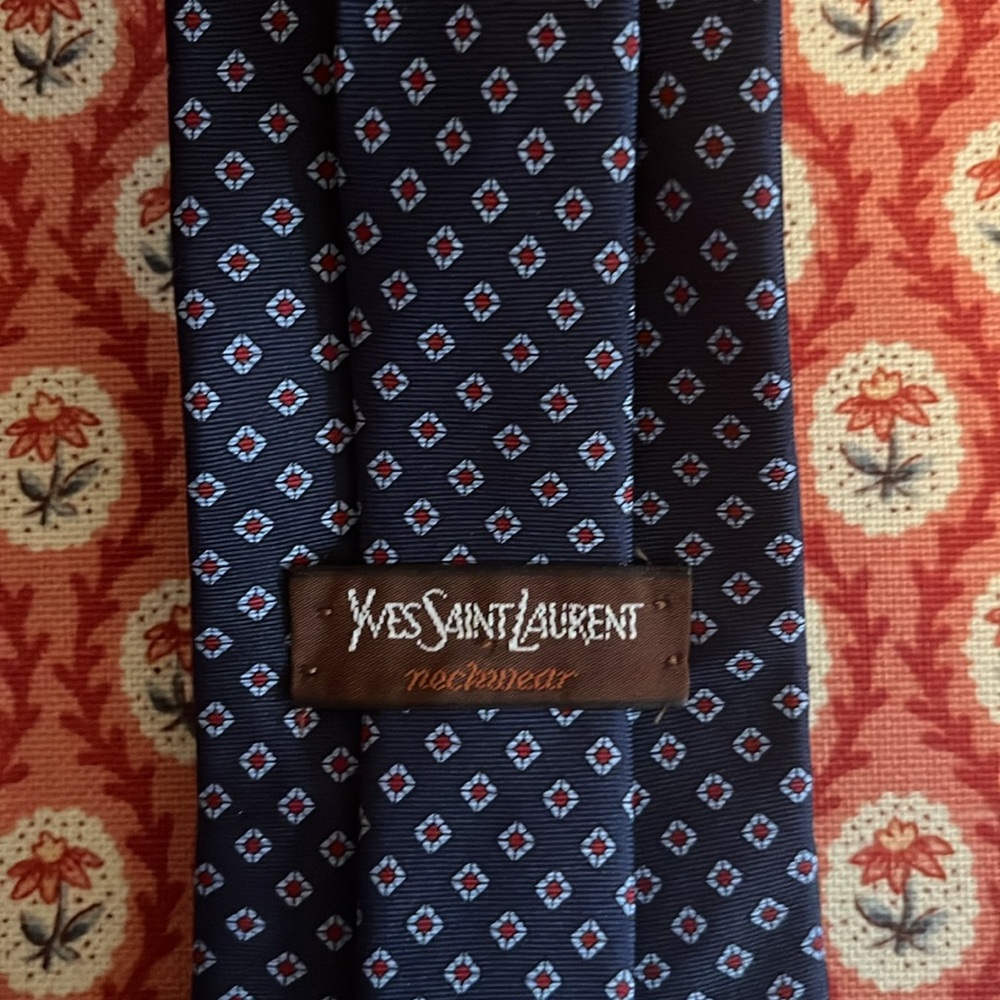 Yves Saint Laurent tie 100% silk made in the USA, navy foulard with red and gray